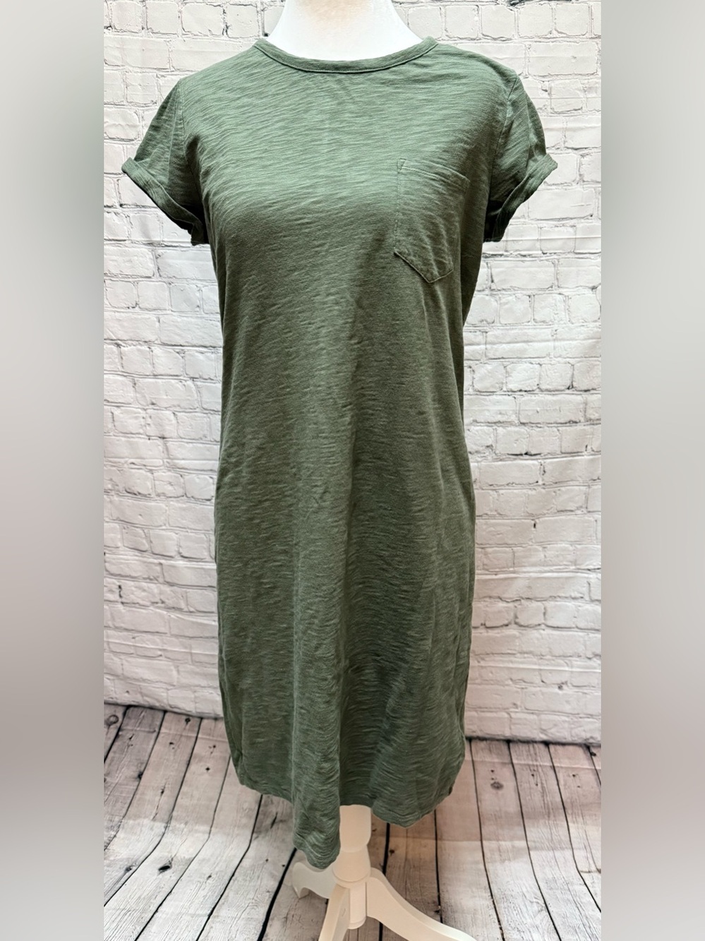 GAP Olive Green Short Sleeve Pocket Jersey Dress